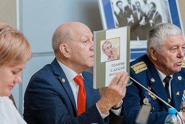 «В небе Оренбурга обрели мы крылья»